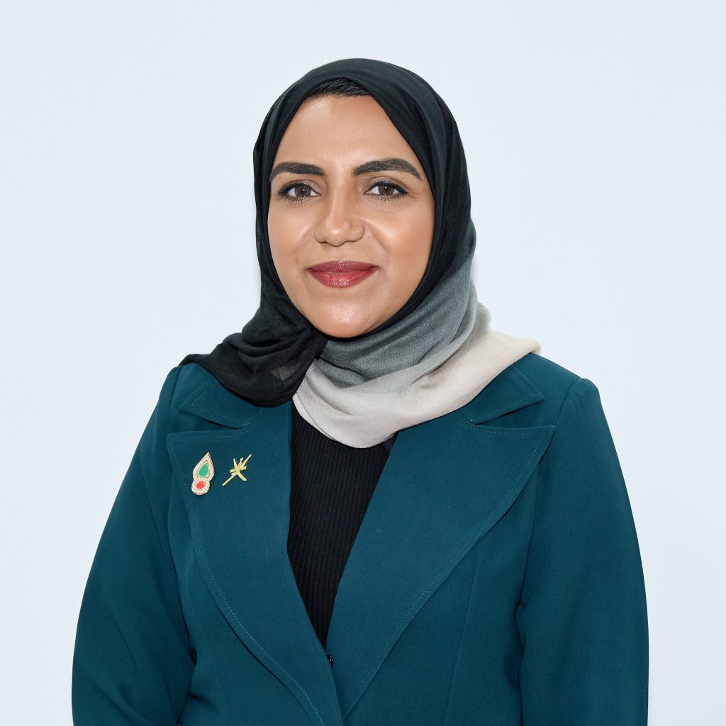 لبنى الحارثية